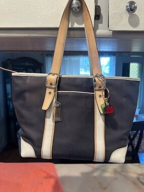 Coach Hampton Shoulder Canvas Tote Bag